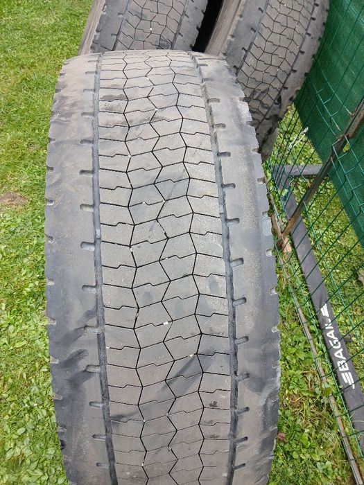 Vand cauciucuri camioane