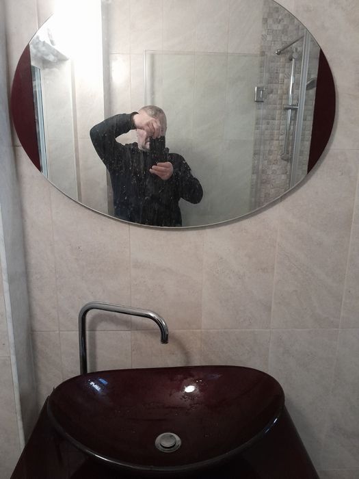 Комплект цветна мивка за баня от масивно стъкло