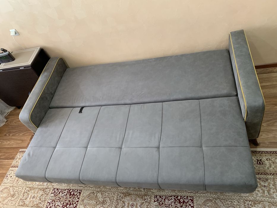 Продам диван и кресло