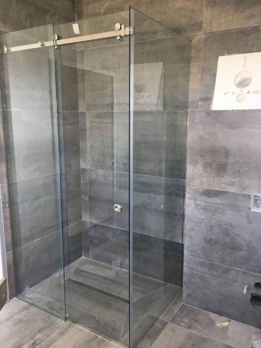 Душевые кабины , остекления