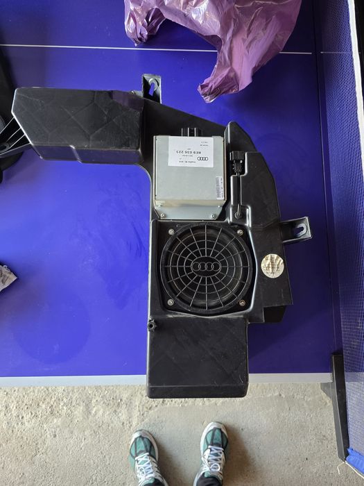 Subwoofer audi a4 b6