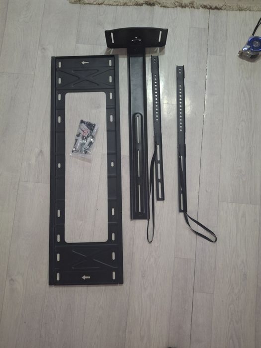 Кронштейн для телевизора