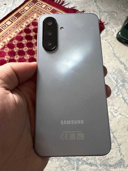 Samsung Galaxy A17 6/128 GB — Desert