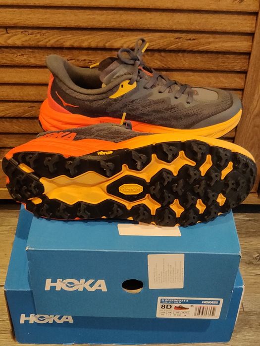 Hoka Speedgoat 5 Vibram – mărimea 41 1/3 – purtați o singură dată