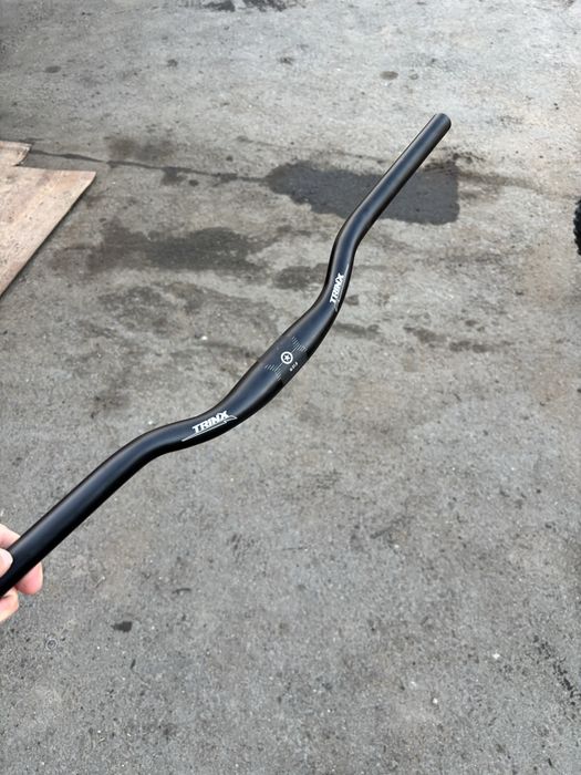 Продам руль велосипедный trinx