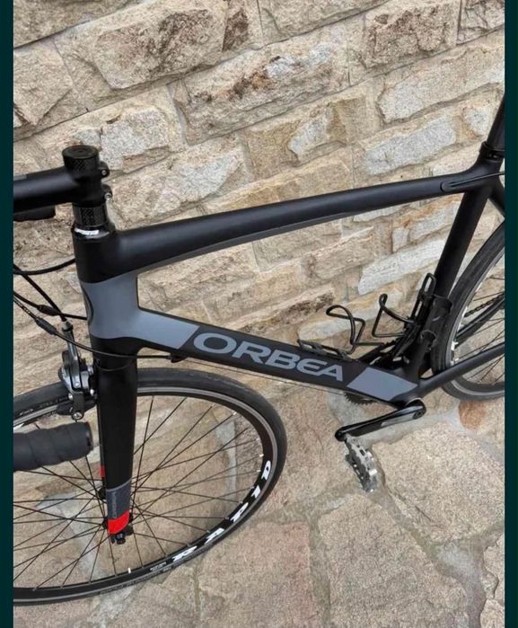 Карбонов шосеен велосипед Orbea Avant размер 55