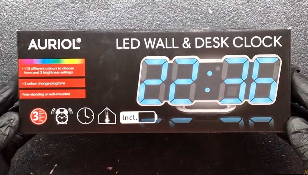 Ceas cu temometru, de perete sau de masa, birou, cu telecomanda, cu LED, 3D, nou sigilat, din Germania; 115 culori si multe jocuri de lumini; 3 alarme
