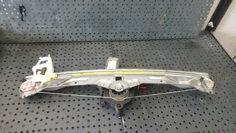 Macara cu motoras dreapta spate fiat bravo 2 198 51827395 1060308