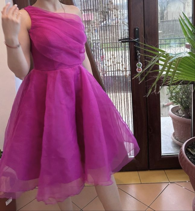 Rochie de zi.