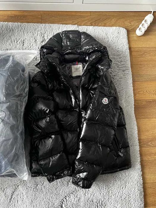 Geci noi moncler, pret accesibil!1