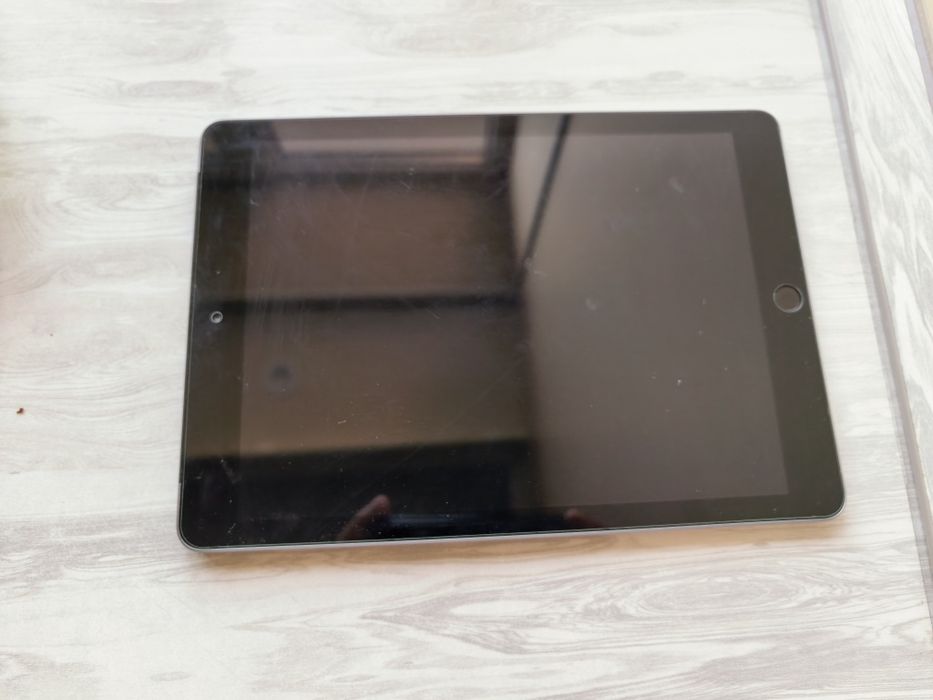 Ipad (6-го поколения)