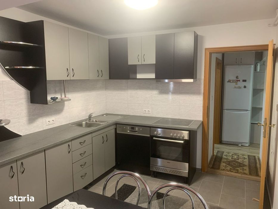 Inchiriez Apartament 2 camere, Zona Grigore Balan,250 Euro