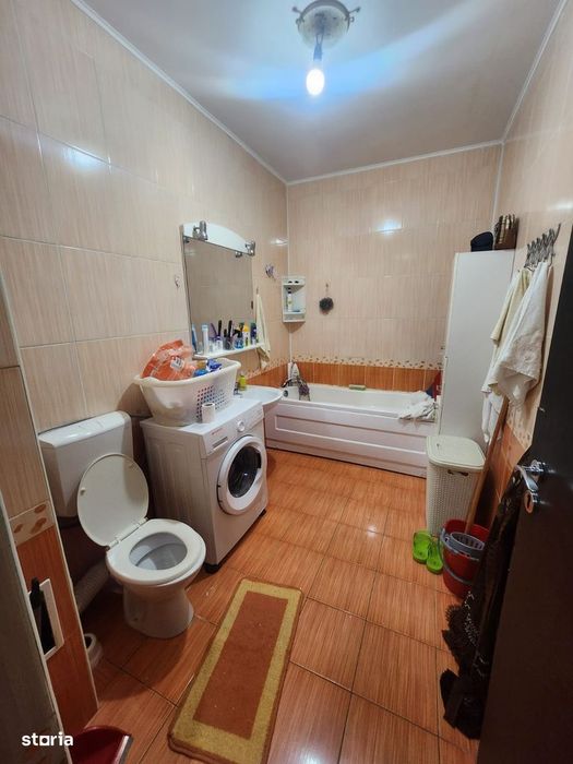 Apartament de vanzare, 57 mp, 3 camere,  zona Porii