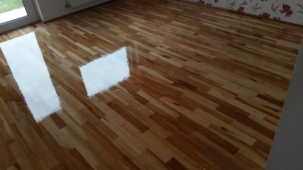 Parchetar:Montat parchet masiv/stratificat/laminat,raschetat/slefuit