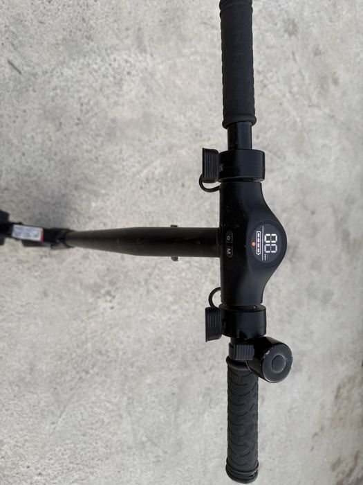 Vand trotineta electrica