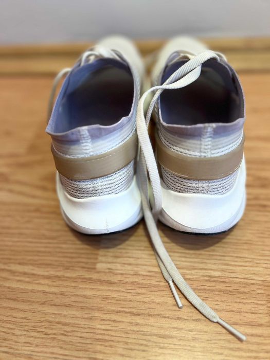 Oysho дамски маратонки – размер 40, изключително леки