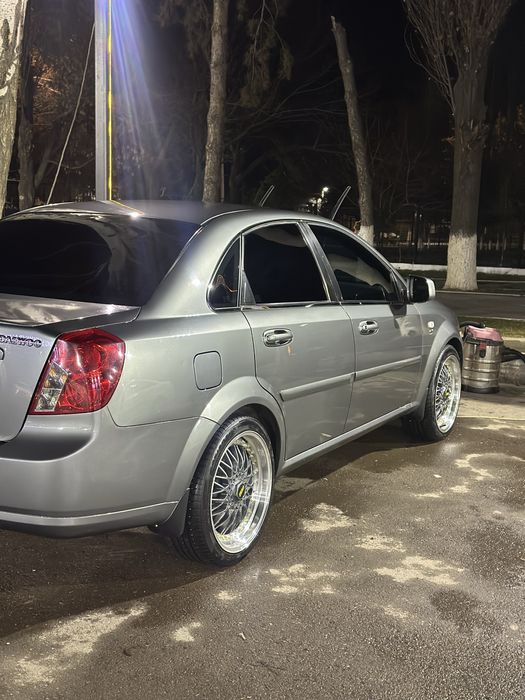 Saka Diska BBS 225/40/R18  unversal Obmen Jentrani zavod R15