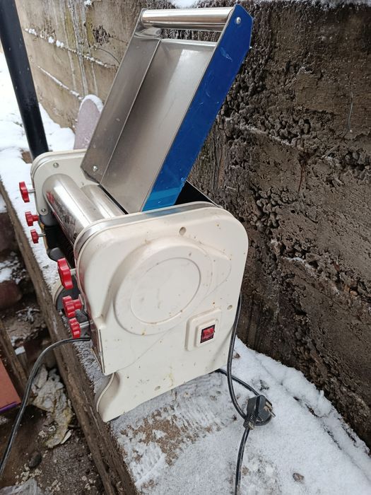 Электрическая тесто-резка