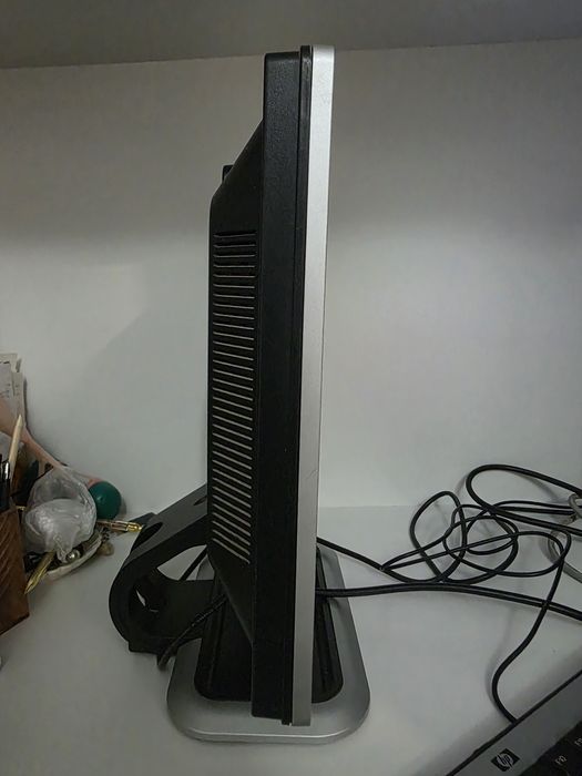 Продам Монитор HP