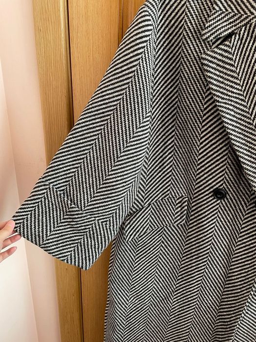 Продам демисезонное пальто