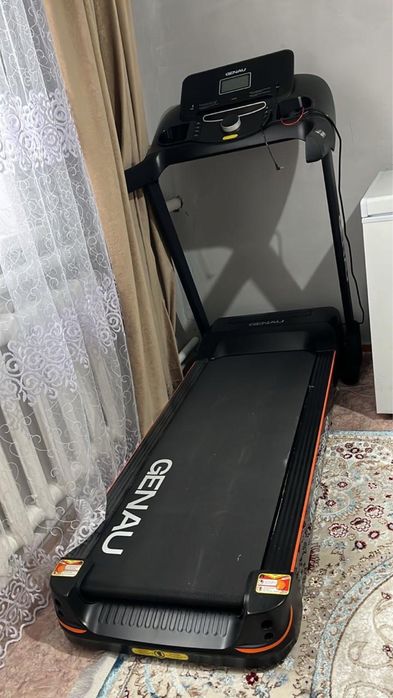 Продам беговую дорожку