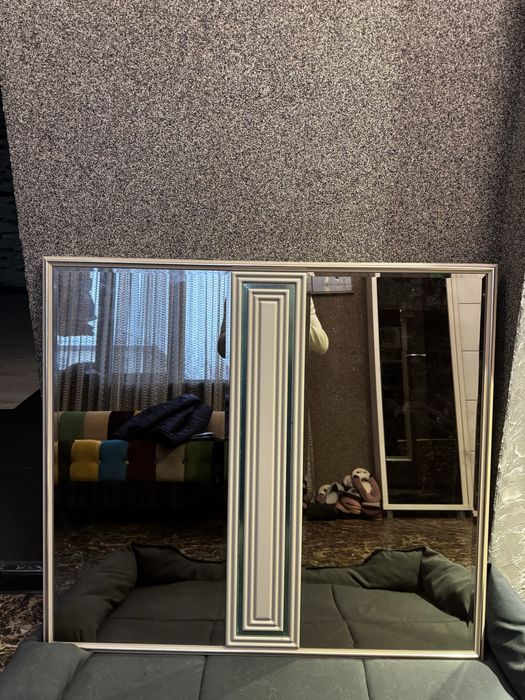 Дизайнерское зеркало