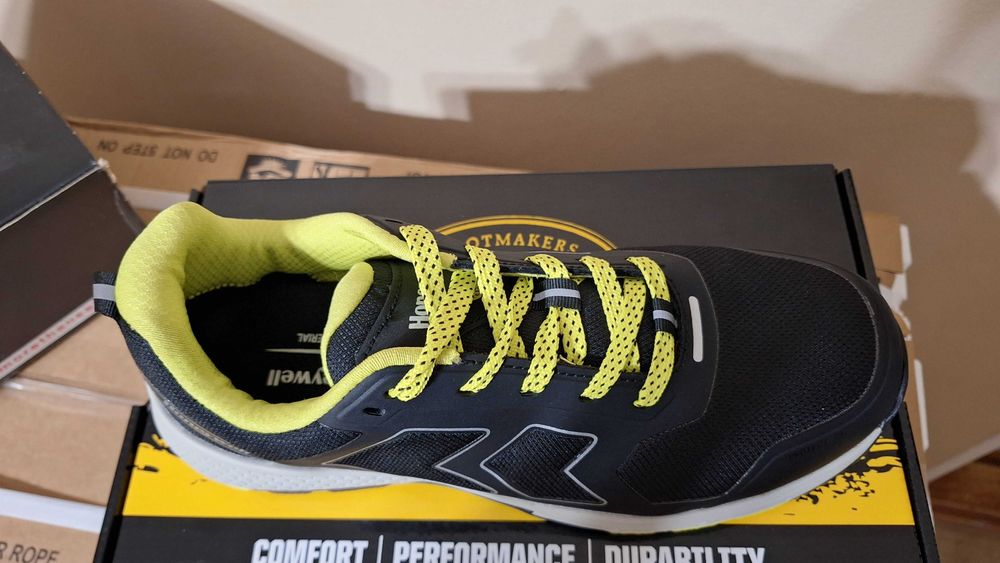 Работни обувки Honeywell, номер 43 с бомбе