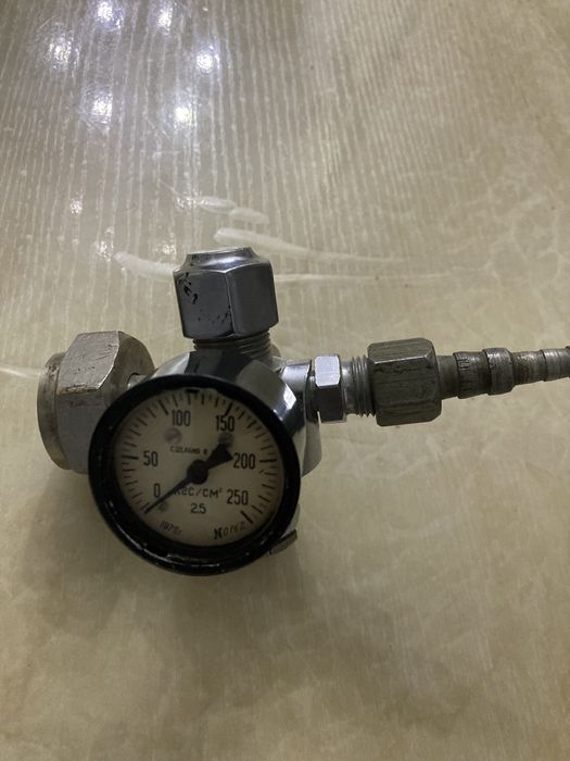 Редуктор кислородный для маленьких баллонов