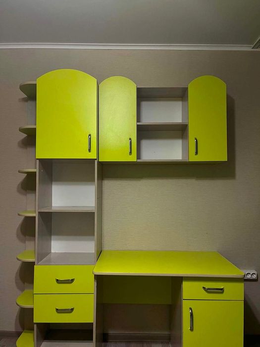 Стенка подростковая