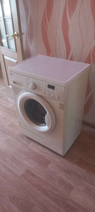 Стиральная машинка LG