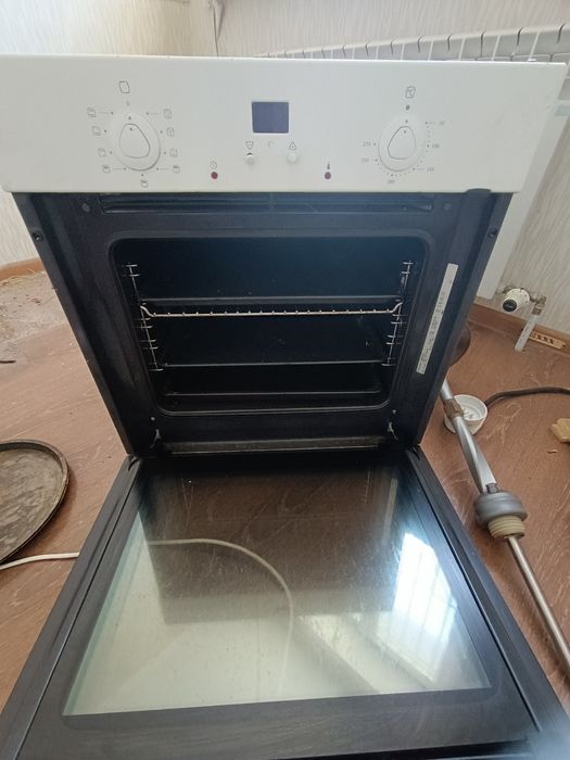 Духовой шкаф Electrolux