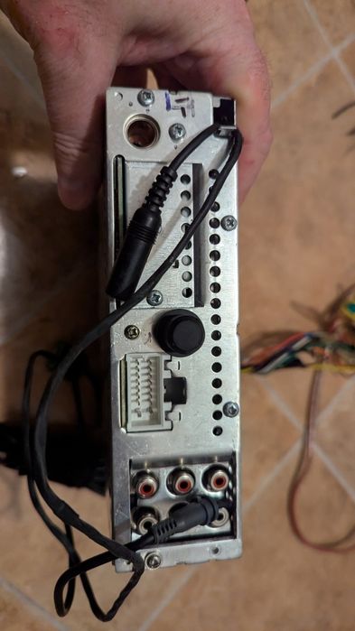 Cd player auto cu usb Clarion DB568RUSB