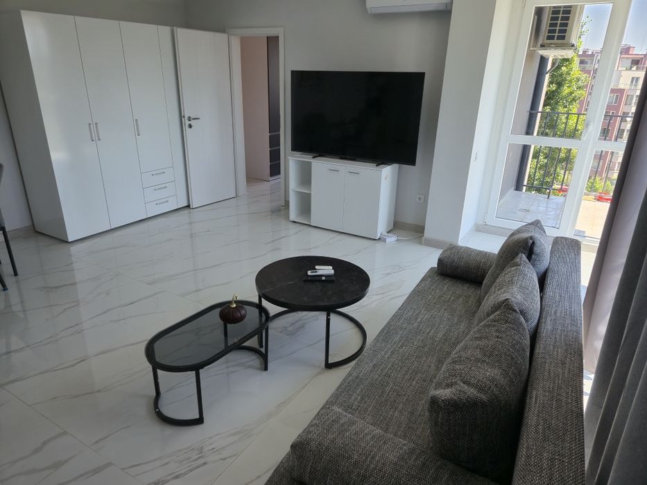 Дава се под наем Двустаен апартамент в София, Студентски град - 80 кв.м за 700 € - Снимка #4