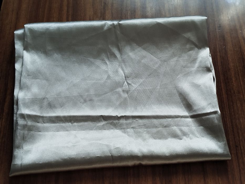 Отрезы тканей, стёганая, в рубчик.