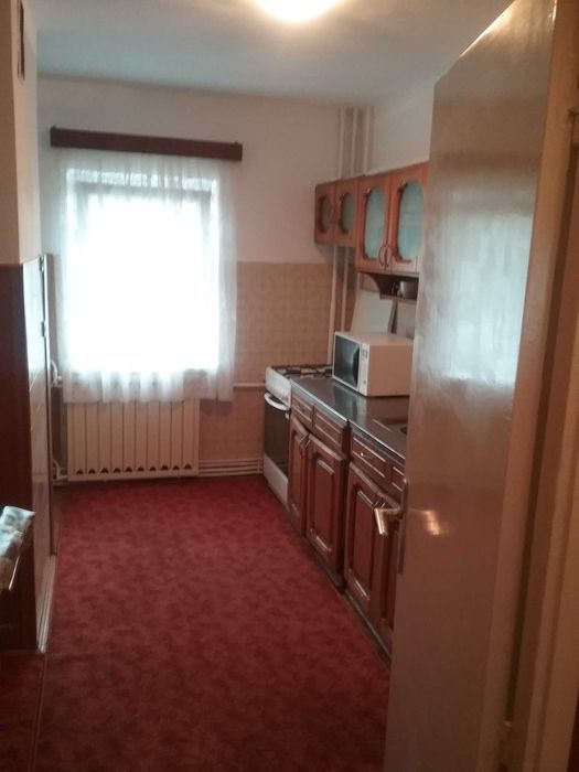 4 camere, etaj 1, 77 mp, zona centrala, Titulescu - ideal pentru familie sau investitie