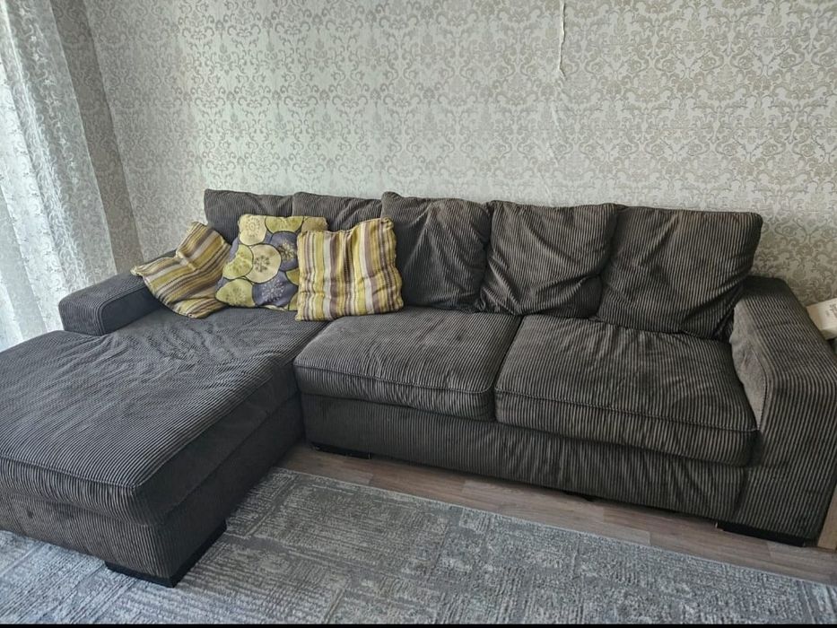 Продам итальянский диван бу