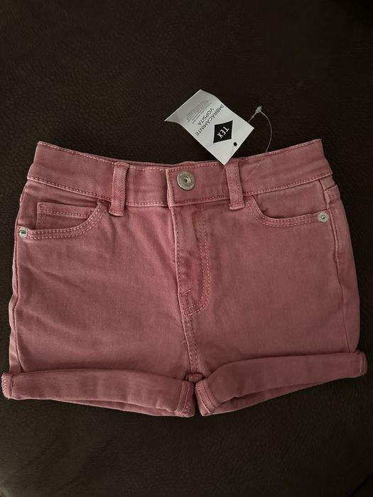 Pantaloni scurti 4-5 ani