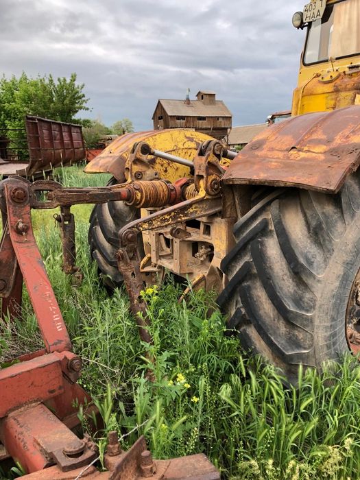 Трактор К-700 8-цилиндровый