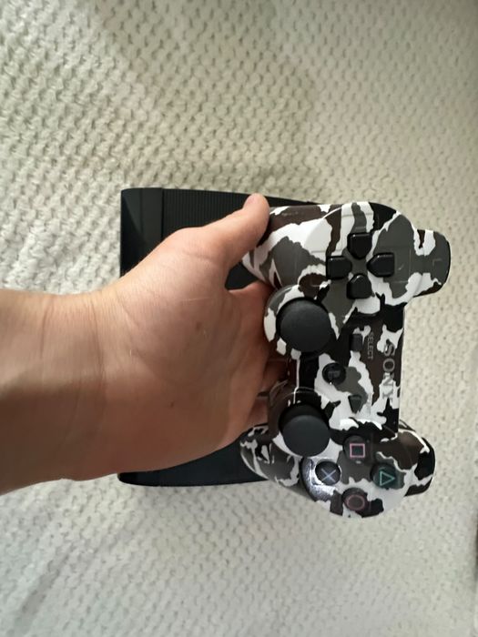 В продаже PS3 super slim