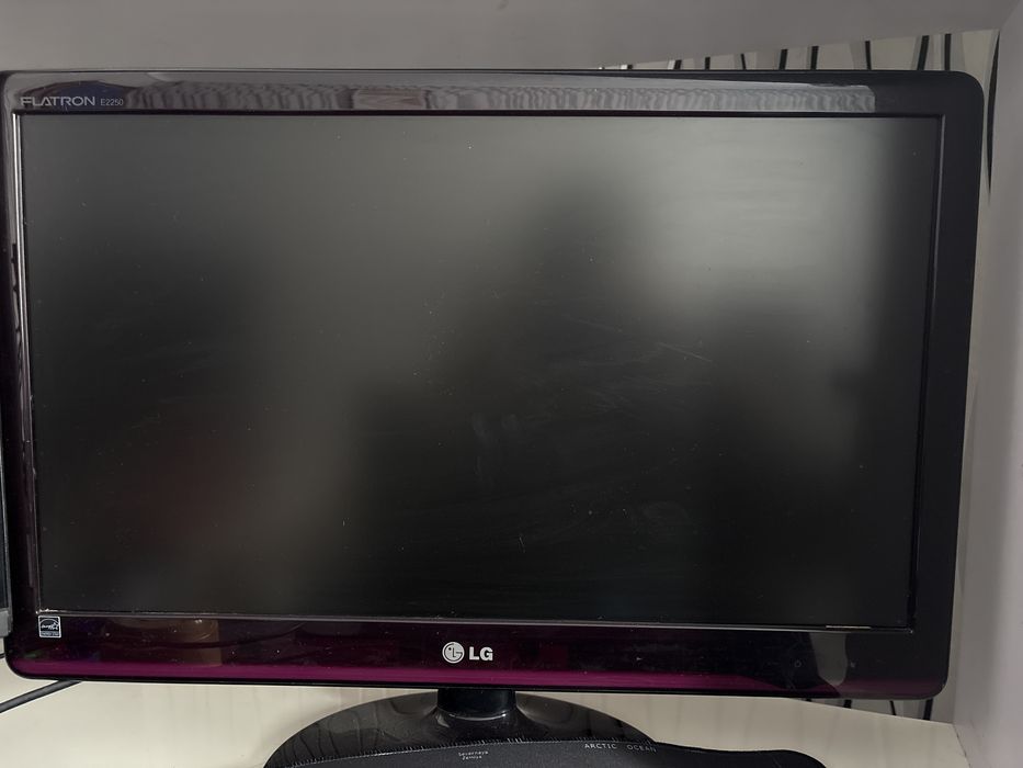Монитор lg flatron e2250