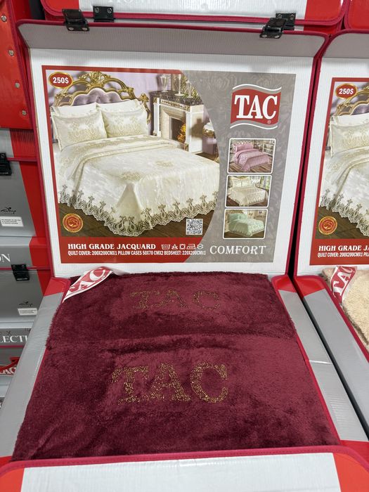 Продаю комплект пастельное белье одеяла