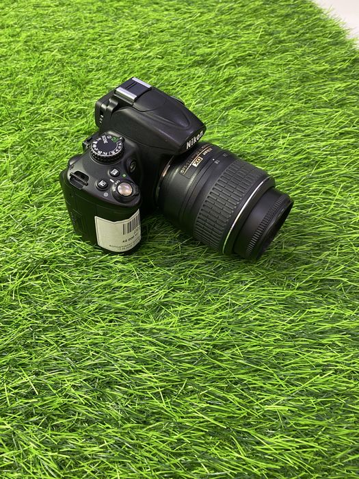 Nikon D-5000 фотоаппарат