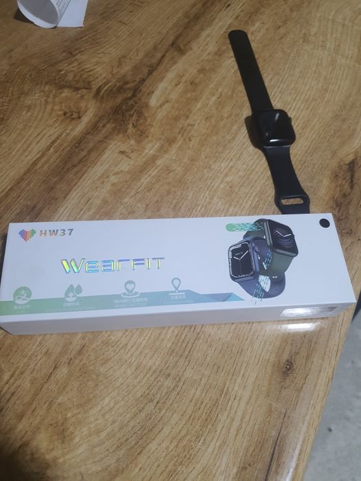 Smart watch sotiladi HW37 Wearfit zaryadka 17 soatga yetadi