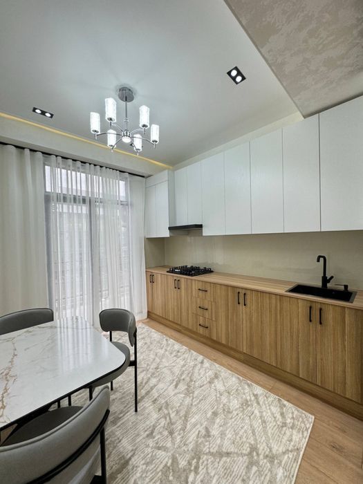 Шота руставели Продаётса 3/2/10 Жк Сити мол 74кв.м