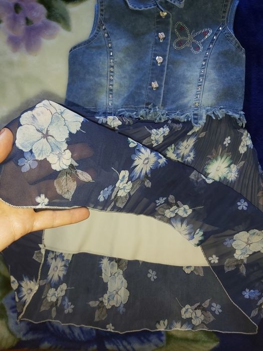 Платья на 5/7лет