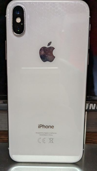 iPhone x 64 gb funcționează