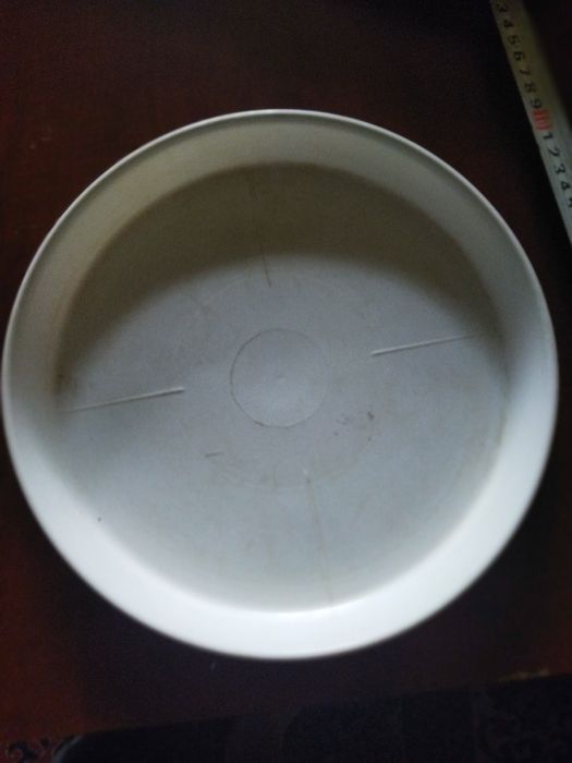 Продам поддоны для больших горшков