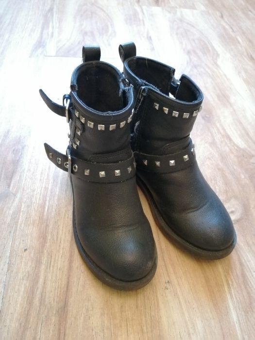 Cizme/cizmulite copii ZARA 26 piele ecologica cu tinte