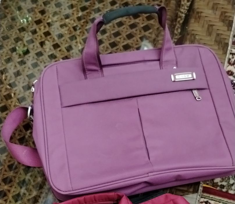 Новая,деловая сумка для документов и ноутбука.