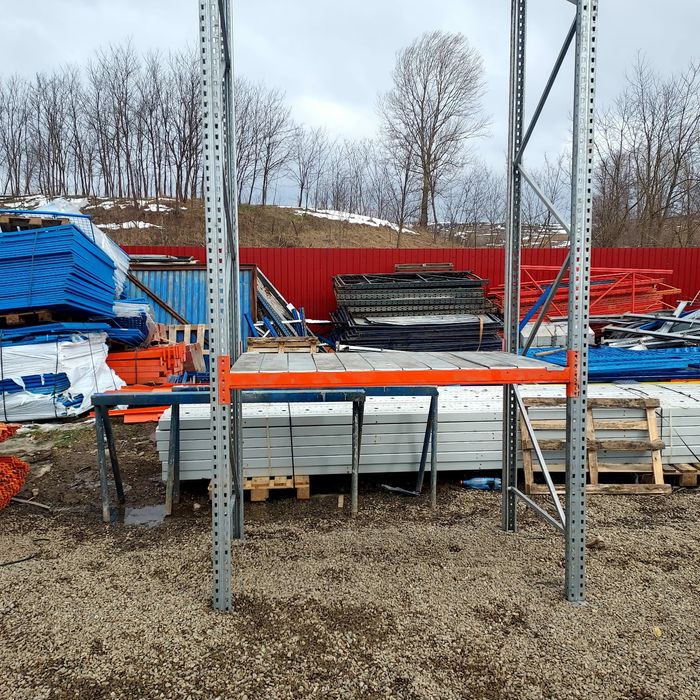 Vând rafturi metalice reglabile profesionale